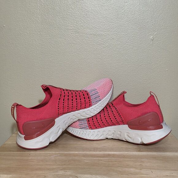 Nike React Phantom Run Flyknit 2 Siren Red Black White DV2145-600 Mens Size 10.5 - Picture 4 of 7